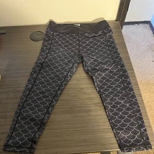 CVG capri leggings